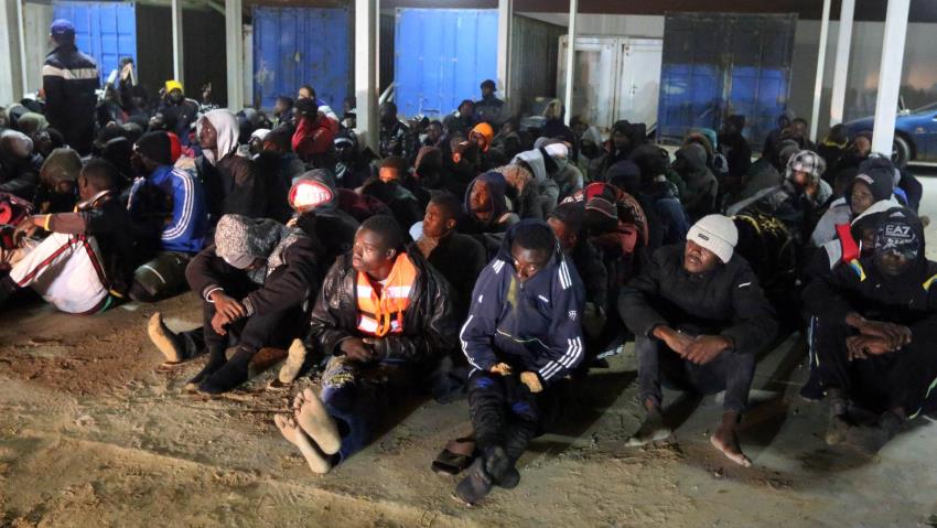 Milisi Bersenjata di Libya Sandera Sedikitnya 60 Migran Termasuk Dua Lusin Anak-anak
